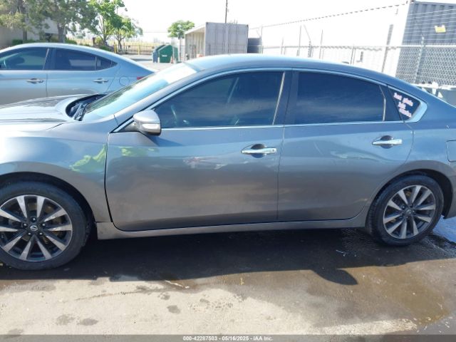 1N4AL3APXJC215335 Nissan Altima 2.5 Sl