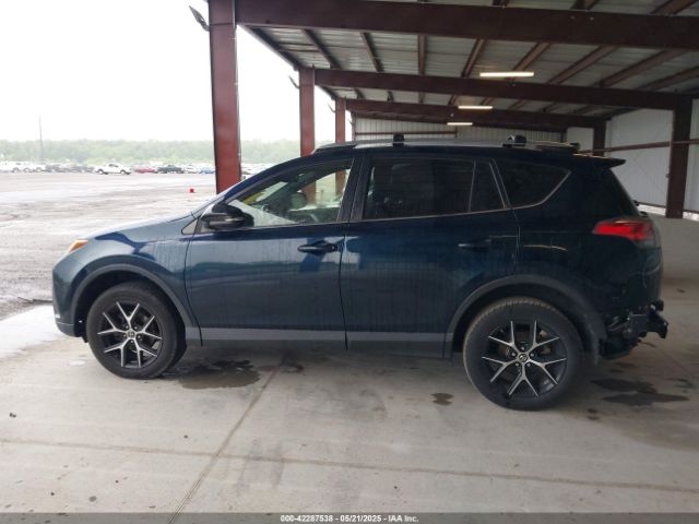 JTMJFREV4JJ234004 Toyota RAV4 SE