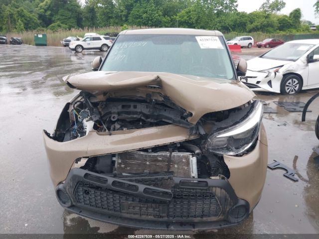 KNDJN2A21F7213895 KIA Soul