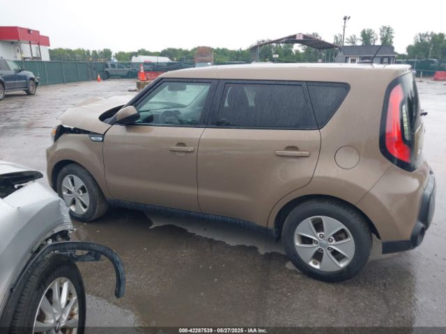 KNDJN2A21F7213895 KIA Soul