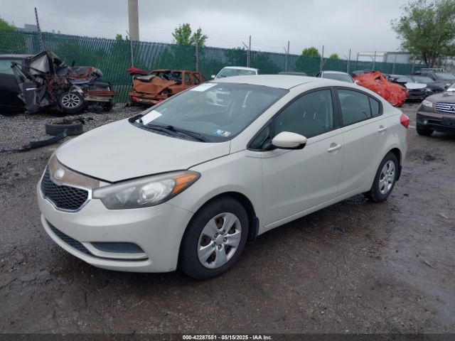 KNAFK4A64E5174188 KIA FORTE LX