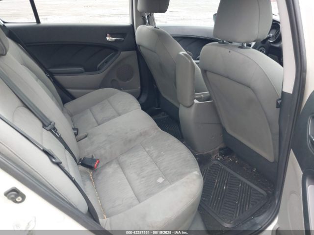 KNAFK4A64E5174188 KIA FORTE LX