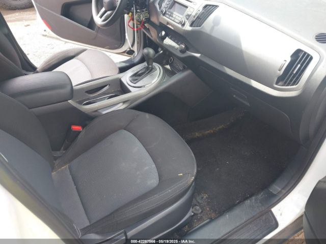 KNDPB3AC8G7814305 KIA Sportage Lx