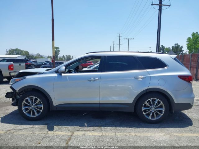 KM8SM4HF3JU268768 Hyundai Santa Fe Se
