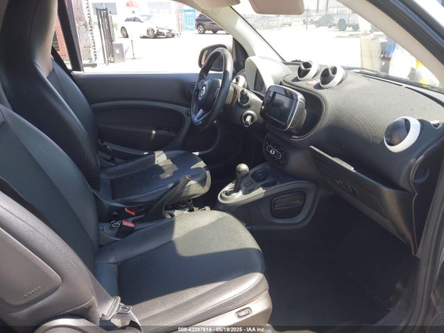 Smart Fortwo 2016 WMEFJ5DA3GK143211 Image 5