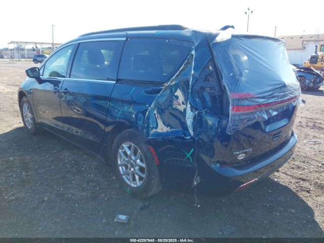 2022 CHRYSLER PACIFICA 2C4RC1BG8NR186558 Photo 2