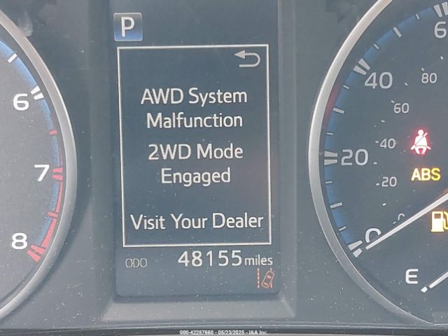 JTMBFREV0JJ734083 Toyota RAV4 LE