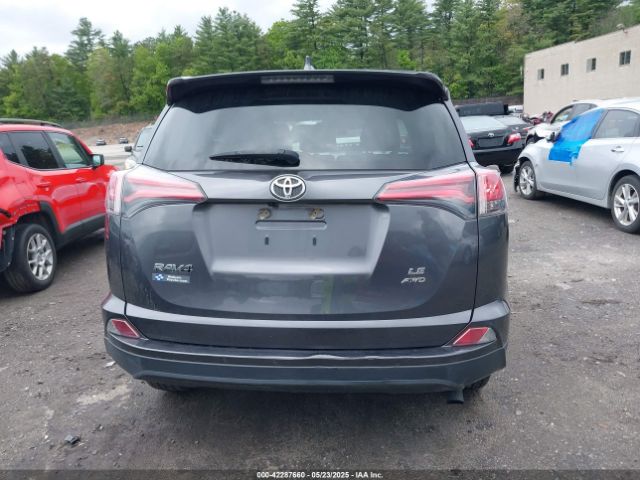 JTMBFREV0JJ734083 Toyota RAV4 LE