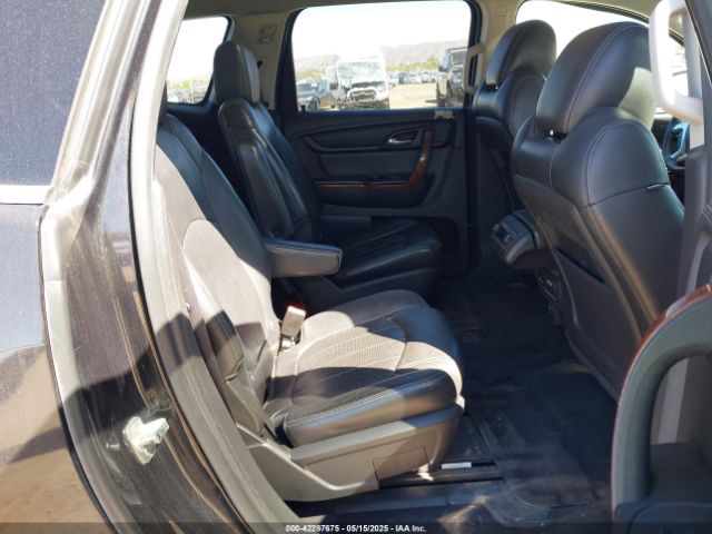 1GNKVJKD0EJ300825 Chevrolet llt