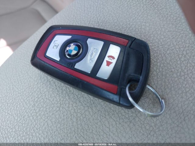 WBA8B9G54HNU09780 BMW 330I