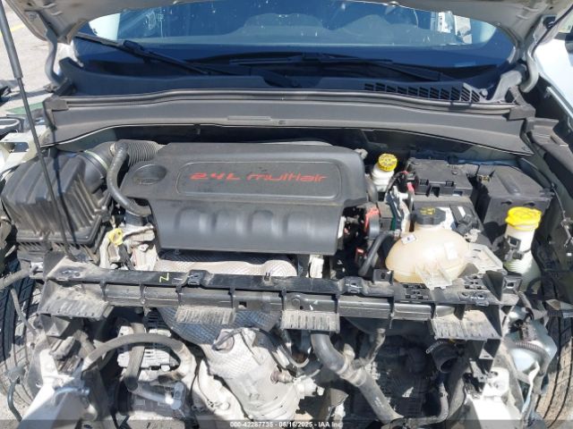 ZACCJBBT1GPE18603 Jeep Renegade Latitude