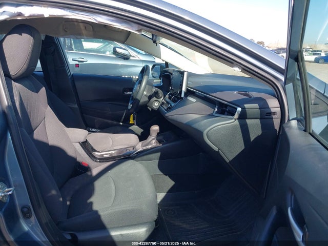 5YFEPRAE3LP139033 Toyota COROLLA LE