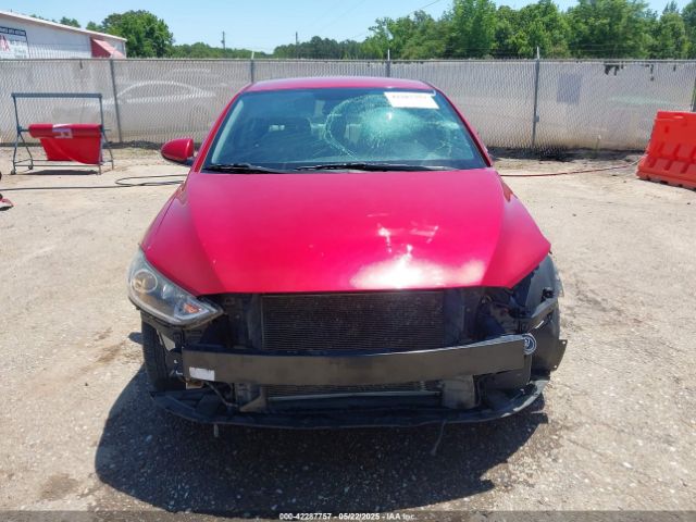 5NPD74LF4HH076761 Hyundai ELANTRA SE