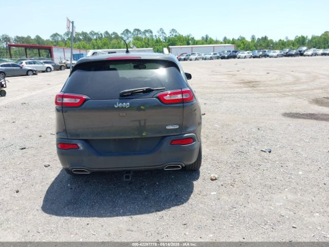 1C4PJLCS4GW233994 Jeep Cherokee Latitude