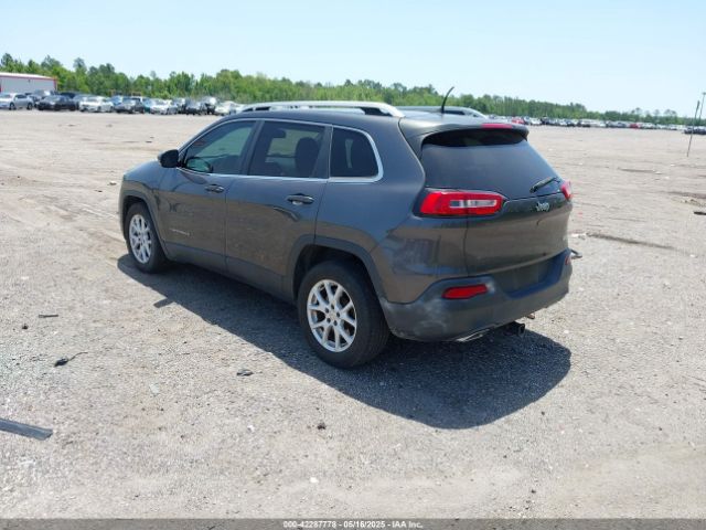 1C4PJLCS4GW233994 Jeep Cherokee Latitude