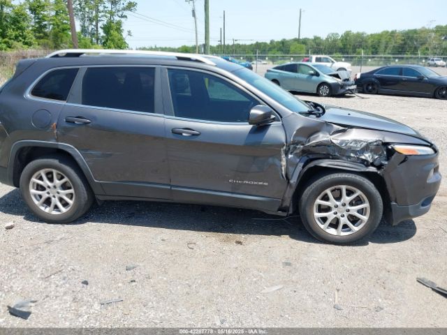 1C4PJLCS4GW233994 Jeep Cherokee Latitude