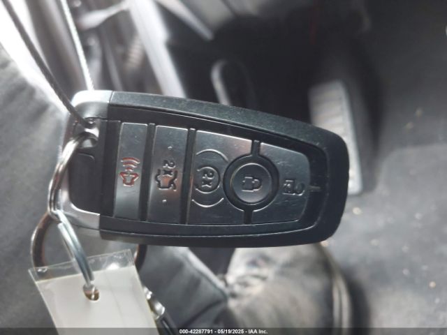 2021 FORD MUSTANG 1FA6P8TH0M5115864 Photo 10