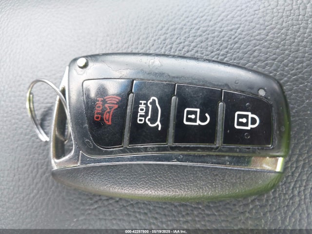 KM8SR4HF1HU195802 Hyundai Santa Fe Se Ultimate
