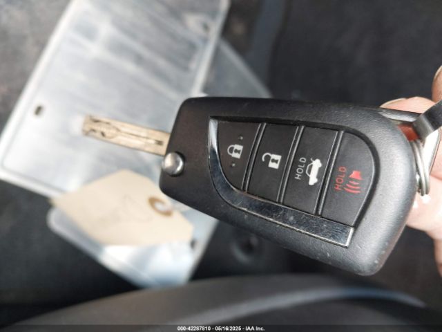 4T1C11AK4RU906525 Toyota CAMRY LE