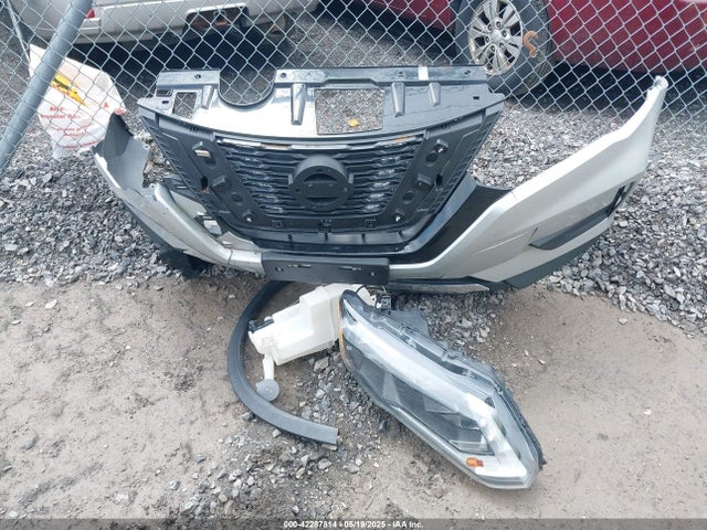 5N1AT2MV1HC872531 Nissan ROGUE SV