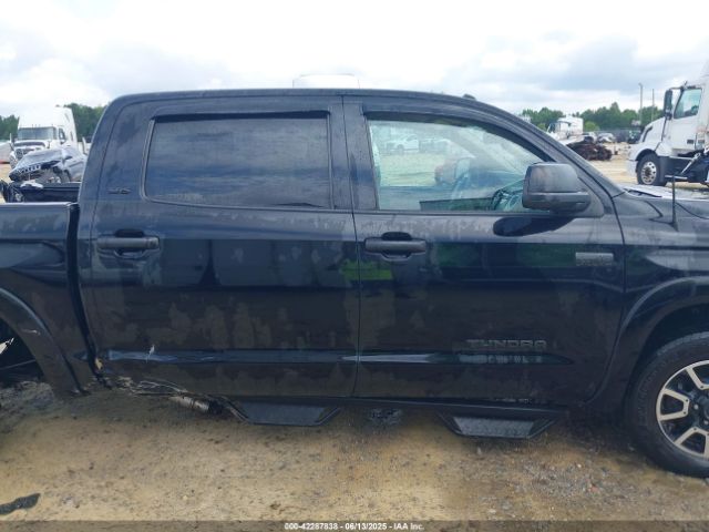 5TFDW5F12FX483374 Toyota Tundra Sr5 5.7l V8