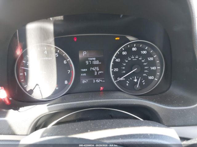 5NPD74LF9JH292224 Hyundai ELANTRA SE