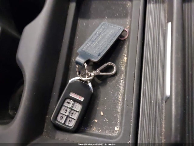 5FNRL6H79JB013982 Honda Odyssey Ex-l