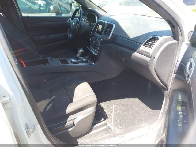 1C4RJFAGXLC216797 Jeep Grand Cherokee Laredo E 4x4