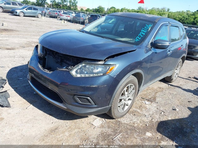 Nissan ROGUE S 2015 KNMAT2MT5FP515569 Image 2