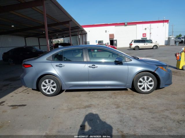 5YFEPMAE6NP279485 Toyota COROLLA LE