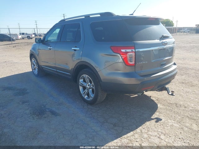 Ford Explorer 2014 1FM5K8F83EGB11759 Image 3