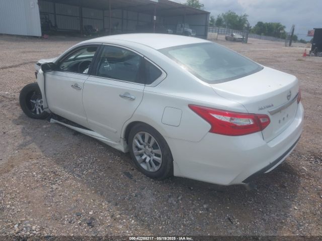 1N4AL3AP3GN316746 Nissan 2016