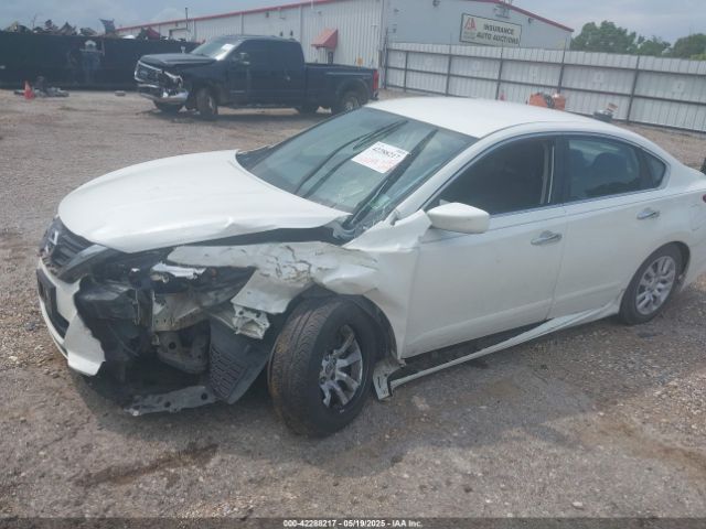1N4AL3AP3GN316746 Nissan 2016
