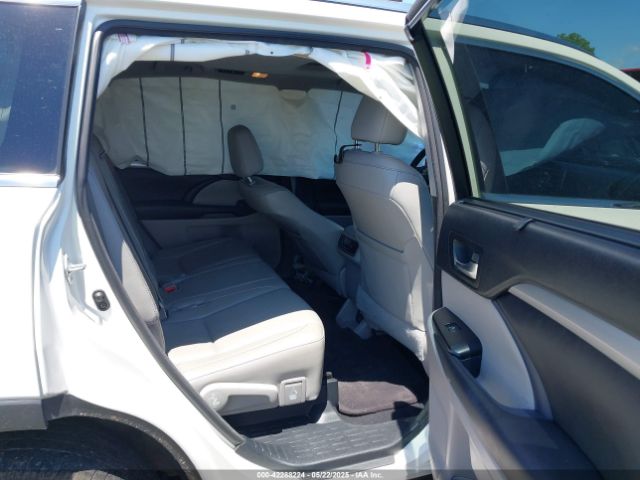 5TDKKRFHXGS132954 Toyota Highlander Xle V6