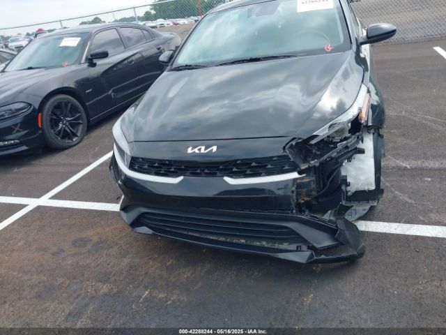 3KPF24AD5RE704650 KIA Forte Lxs
