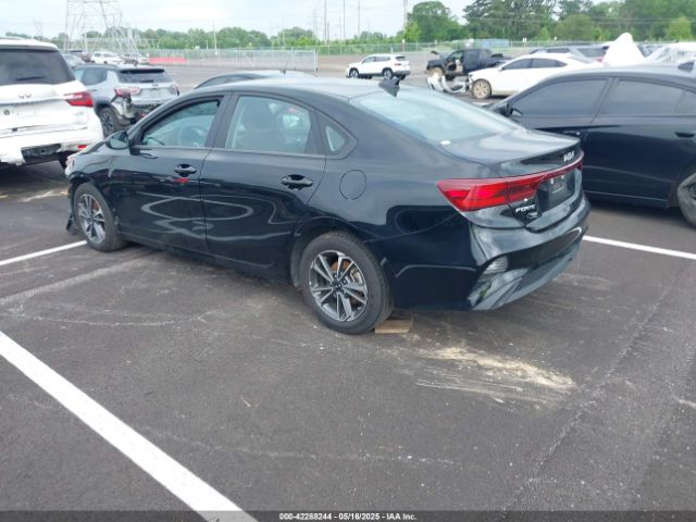 3KPF24AD5RE704650 KIA Forte Lxs