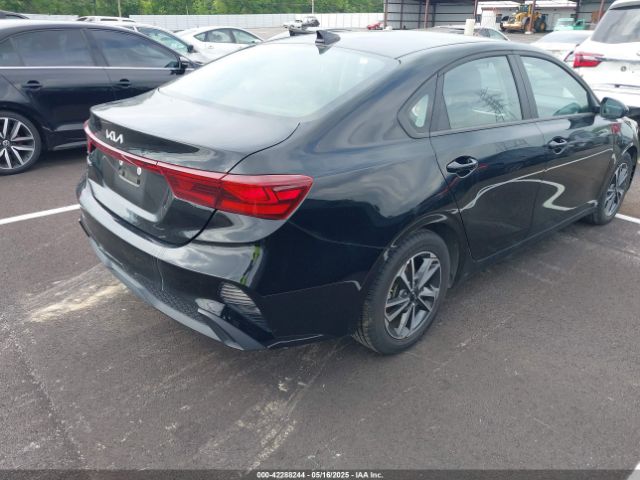 3KPF24AD5RE704650 KIA Forte Lxs