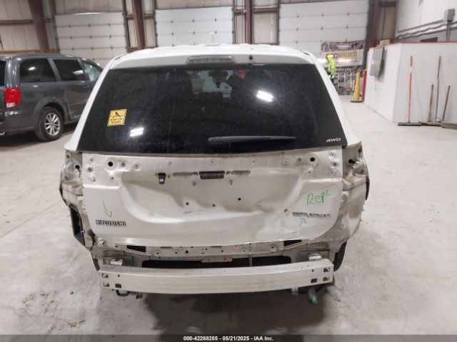 JA4AZ2A34JZ008883 Mitsubishi Outlander Es