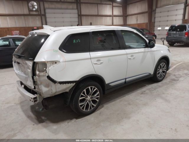 JA4AZ2A34JZ008883 Mitsubishi Outlander Es