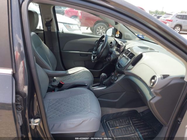 1G1JE6SB5F4124461 Chevrolet Sonic Ltz Auto