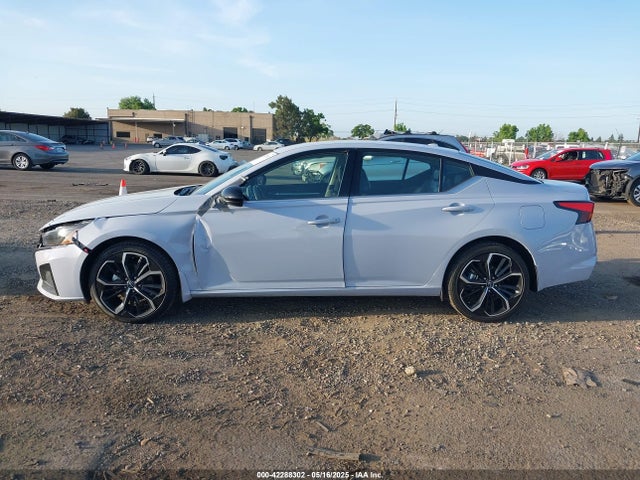 Nissan Altima Sr Intelligent Awd 2023 1N4BL4CW2PN400216 Image 14