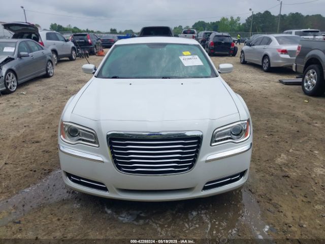 2C3CCAAG0EH376548 Chrysler 300