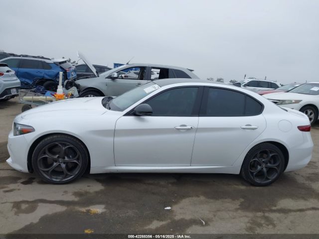 ZARFAEEN8J7596983 Alfa Romeo giulia (952)