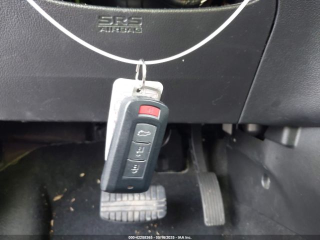 2020 MITSUBISHI OUTLANDER JA4AD3A33LZ006114 Photo 10