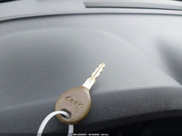 1C4NJPBB6ED758225 Jeep Patriot Sport