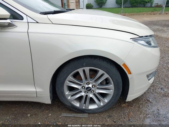 3LN6L2G95ER808560 Lincoln MKZ