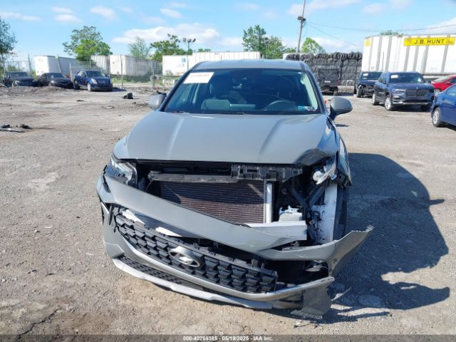 5NMS1DAJ9MH371538 Hyundai Santa Fe Se