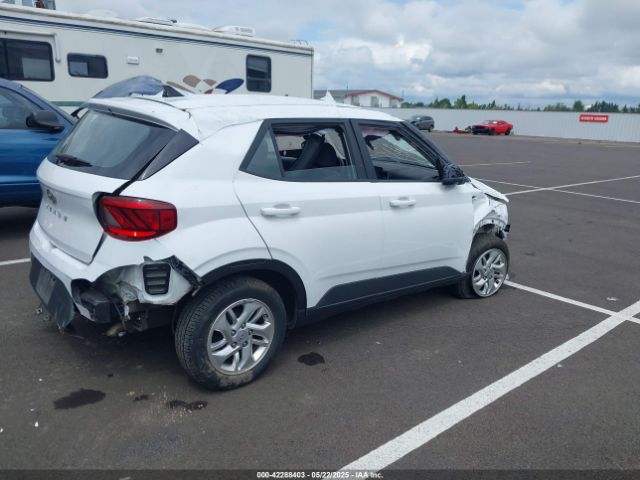 2021 HYUNDAI VENUE KMHRB8A31MU103284 Photo 3
