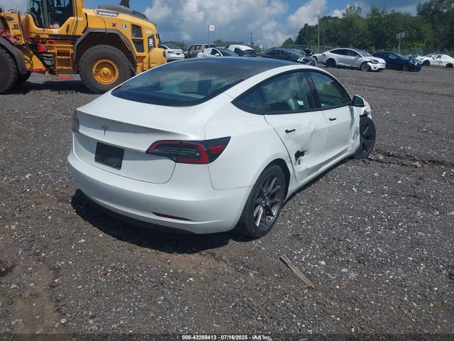 2023 TESLA MODEL 3 5YJ3E1EA2PF626392 Photo 3