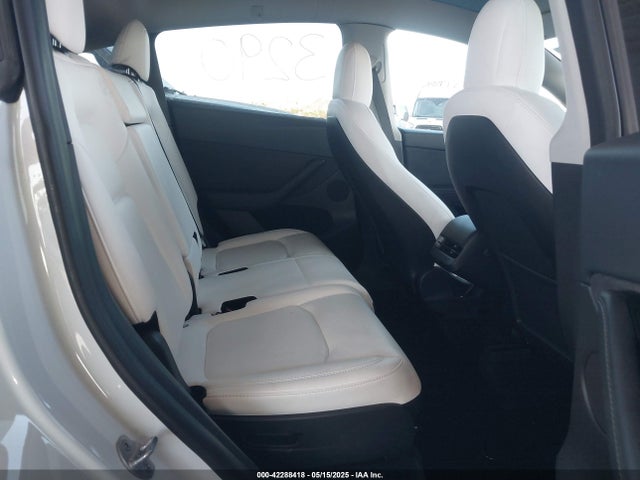2023 TESLA MODEL Y 7SAYGAEE5PF642138 Photo 7